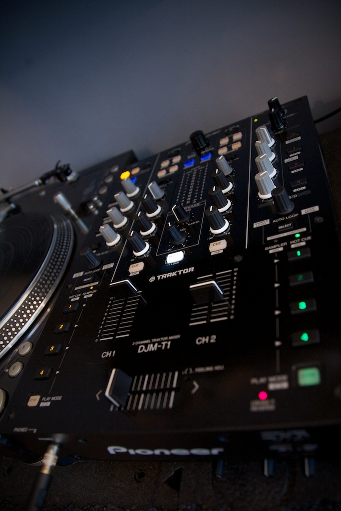 Review: Pioneer DJM-T1 Traktor Certified Mixer - DJ TechTools