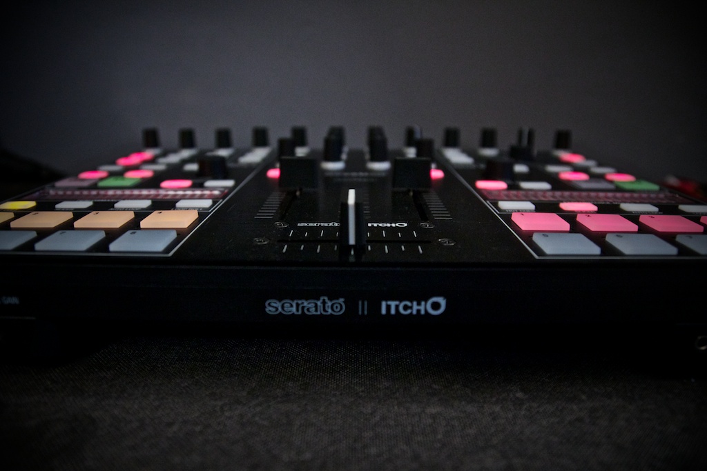 Exclusive Review! Novation Twitch DJ Controller and Serato Itch ...