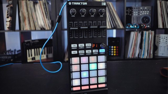 Review: Native Instruments Kontrol F1 and Traktor 2.5 - DJ TechTools