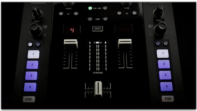 Traktor Kontrol Z2: World Exclusive Walkthrough Video - DJ TechTools