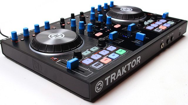 Review: Traktor Kontrol S4 MK2 and S2 MK2 - DJ TechTools