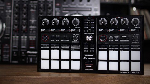 100%新品得価Pioneer DJ DDJ-SP1 DJ機材