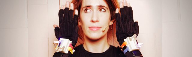 imogen-heap-gloves