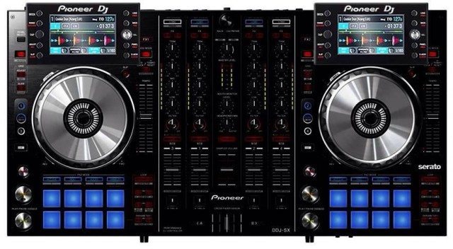 A DDJ-SX with LCD screens - anyone want to take credit for this mockup? (It was uncredited in the email we got)