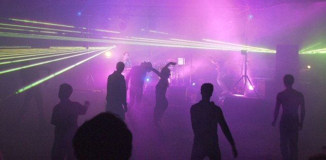 036 Rave Scene © Jonathan Lidbeck | Flickr
