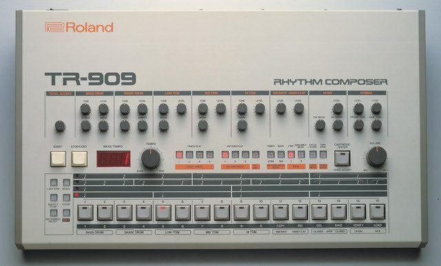 Roland TR-909