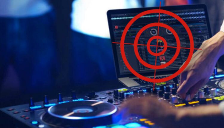 Laptops Banned In DJ Booths