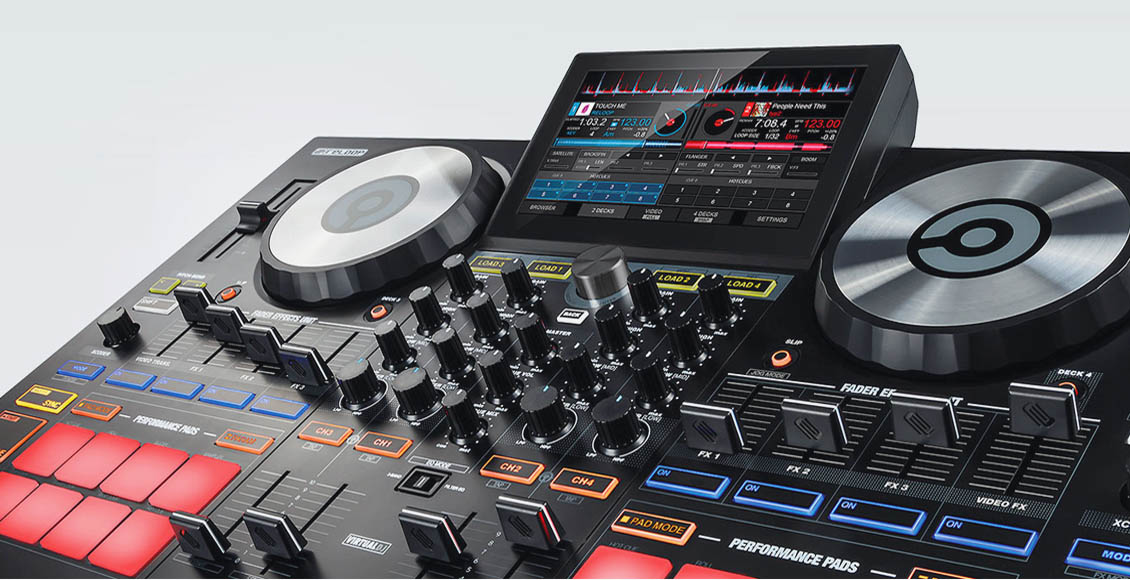 Perforatie cilinder Wanorde Reloop Touch: Virtual DJ's Never Looked Better On New Controller with  Touchscreen - DJ TechTools