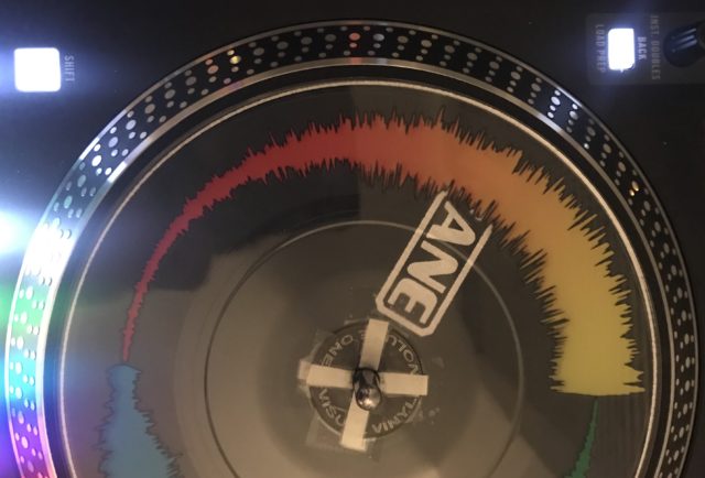 Rane ONE first look review: the Rane feeling in a all-in-one DJ ...