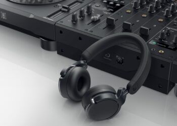 HDJ-F9 headphones next to a DJM-V5 mixer